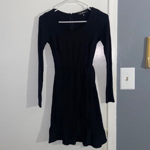 Lulus Size XS black dress